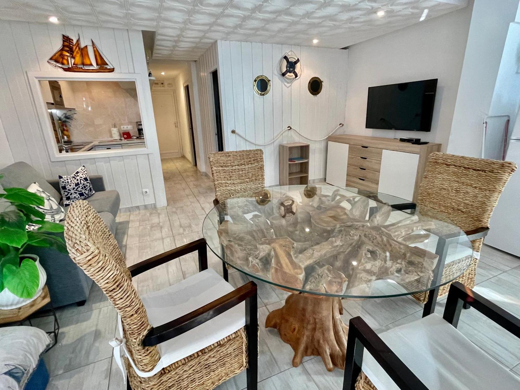 Magnifique Appartement En Front De Mer, Caneylles Roses Exterior photo